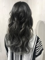 シー ヘアーワークショップ(See HAIR WORK SHOP)&nbsp;【モード×ストリート】プラチナグレーグラデーション