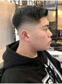 フェードかき上げサイドパートフェードスタイル