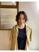 スナッグ(snug) ウルフパーマ＋毛先ブリーチ