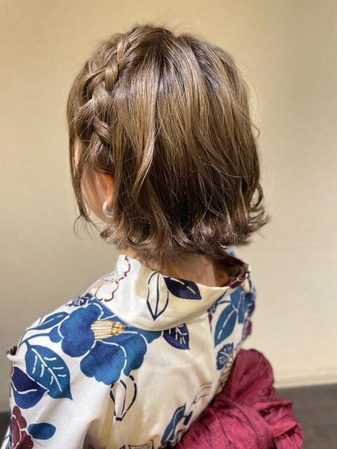 浴衣　ヘアアレンジ　編み込みカチューシャ