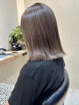 ヒビヲ(HIBIO) ショートボブケアブリーチダブルカラーミニボブハイトーンカラー