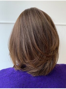 ヨシキ Yohsiki ヘアーサロン HAIR SALON ショートカット【髪質改善/北千住/グレイカラー/白髪ぼかし】