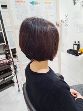 ハコ(HACO) 大人な前下がりショートスタイル☆