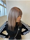 ピンクベージュ×エンドブラウン