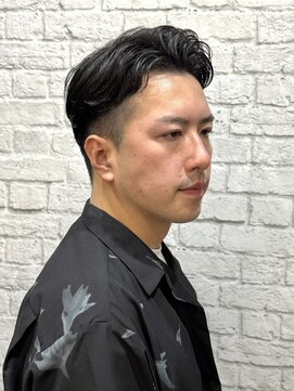 グレイスフル バーバープラチナム 六本木店(Graceful Barber platinum) セクシーツーブロック