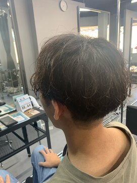 ジェニーバイメノン(JENNIE by Menon) ゆるめスパイラルパーマ