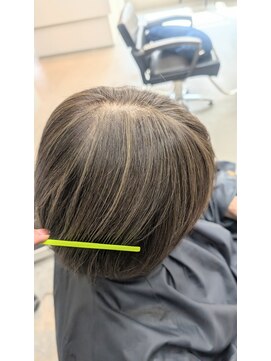 カラフェ(carafe) 白髪ぼかしハイライト　髪質改善カラー　40代50代