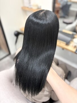 【kyoko】ツヤ感オリーブグレーカラー