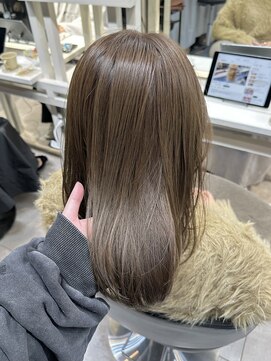 ディーエックス スリー(Dxxxx III) まろやかベージュ REI