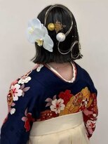 グラムアッシュ(GLAM ASH)&nbsp;ヘアアレンジ ヘアセット ボブヘア 成人式 卒業式 暗髪 20代