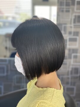 シャイン(Shine) ショートカット / ぱっつとボブ