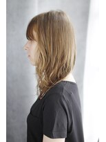 オティアプラスエヌ(OTTIA+n)&nbsp;20代30代40代　ウェットヘアで抜け感ロング【松山】