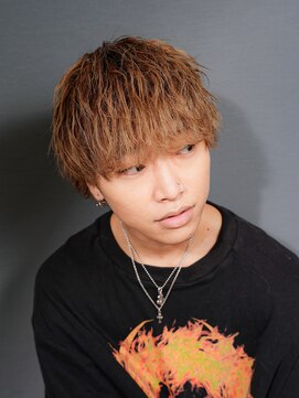 アルファ 新宿(alpha) フェザーパーマ/刈り上げセンターパート/サーフカール[新宿]