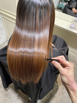 ロロ(ro-ro) 【恵比寿 ro-ro】仕上げ剤未使用で最高の煌めき