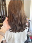 透明感たっぷりミルクティーベージュ