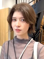 ラフ 新宿(Laff)&nbsp;似合わせカット外はねボブ切りっぱなしボブグレーベージュ