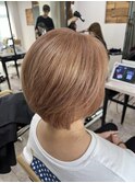 ミルクティーベージュショートヘア小顔カットケアブリーチ所沢
