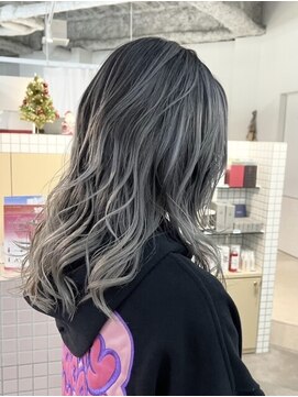 ルトワプラス(Lutowa plus) バレイヤージュ