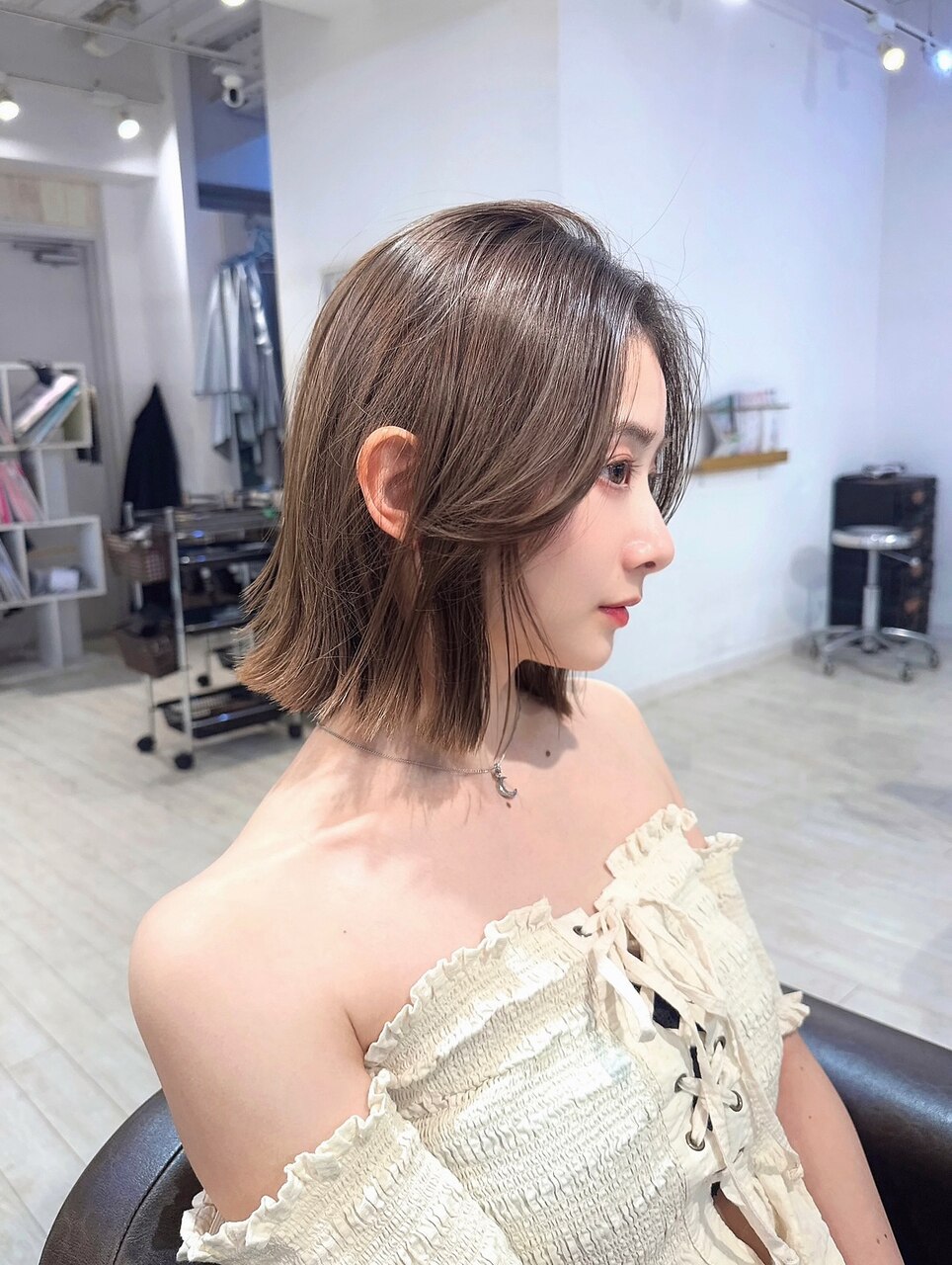 2026年夏】センターパートボブの髪型・ヘアアレンジ｜人気順