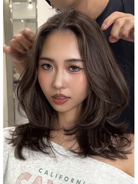 ヨロ 渋谷(YOLO) 韓国ヘアーハッシュカットレイヤーカットハイライトカラー