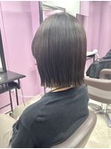 シアーブラウン×切りっぱなしボブ