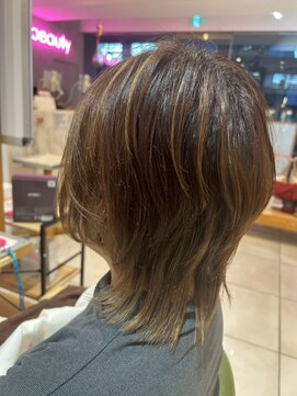 アース モード 新小岩店(EARTH/M) ウルフカット×ハイライト