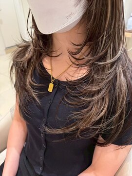 キャパ(CAPA) ハイライト×顔周りレイヤーカット(茅ヶ崎/20代/韓国ヘア)