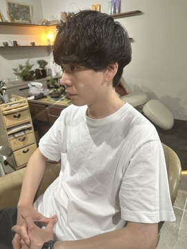 シラス(SiLasu) メンズマッシュ×ニュアンススパイラルパーマ