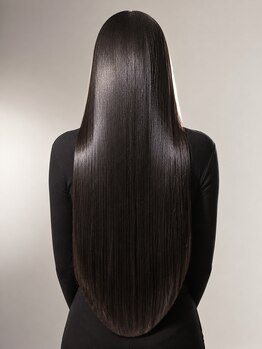吉 船橋(kici)の写真/従来の重めラインのストレートではなく、レイヤーが入った動きのあるストレートデザイン【レイヤーカット】