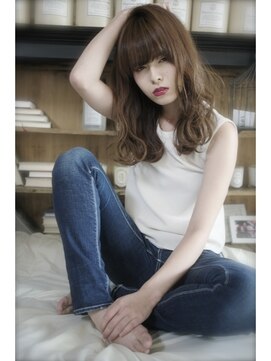 ブエナビスタ(BUENA VISTA) ☆201８☆ボブ　外ハネ　ミディアムボブ　大人ボブ　耳かけ