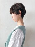 ナチュラルショート_スリークボブ厚めバングローライト_ba280653