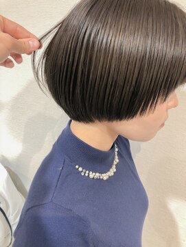 コマド(Comado) 丸くマッシュボブ