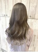 ミルクティーグレージュ×ヨシンモリ