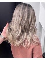 アンブルリュクス 中野(amble luxe)&nbsp;髪質改善/インナーカラー/ショート/前髪カット/ブリーチ/中野