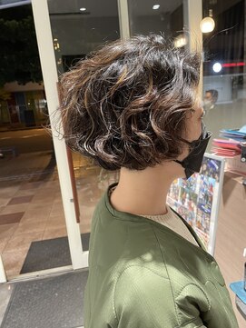 ビースリー ロア カールボブ11/26