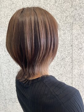 スリー(THREE) ウルフスタイル