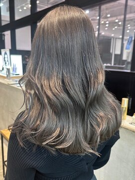 アイティーバイアルバム 下北沢店(IT by ALBUM) グレーベージュ美髪エモージュレイヤーロング_ba487361