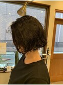 前下がりボブ×ゆるふわパーマ