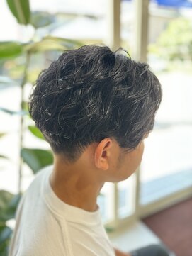 シアン 橋本南口店(SHIAN) 縦落ち ゆるツイストパーマ