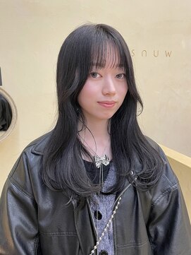スニュウ(snuw) 暗髪／透明感カラー