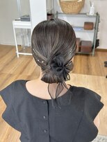 オウン(AUN)&nbsp;タイトシニヨン