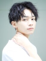 リップス 大宮(LIPPS) 【波巻き、ツイスパ、ミックスパーマ】 センターパート