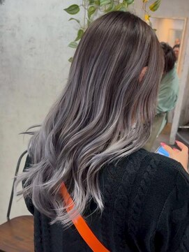 アポロ 横浜駅店(apollo) xバレイヤージュ/ホワイトグレージュ/レイヤーカット