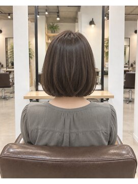 スイ バイティティ 川崎店(suis. by titi) ミディアムボブ
