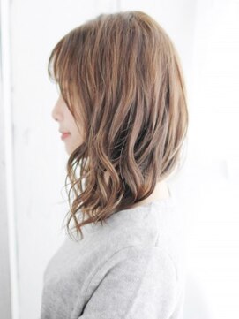 ヘアメイク ナル(hair make nalu) セミウエットのゆるミックスカール