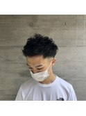 無造作パーマアップバングショート
