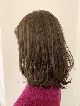 ヘアオーブロジック(HAIR orb LOGIC) グレーアッシュ 外ハネ