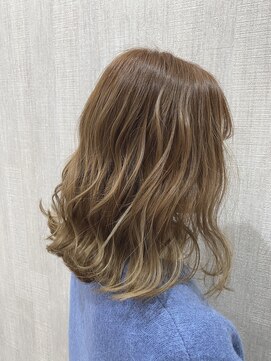 アルーシェ 心斎橋(Alushe) ハイトーン×ミルクティーベージュ