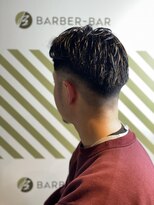 バーバーバー アカバネ(BARBER-BAR AKABANE) フェードサイドパートスタイル【BARBER-BAR】