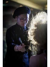 ヘアーデザイン ディードット ウル(D. ulu) 石川 雄太